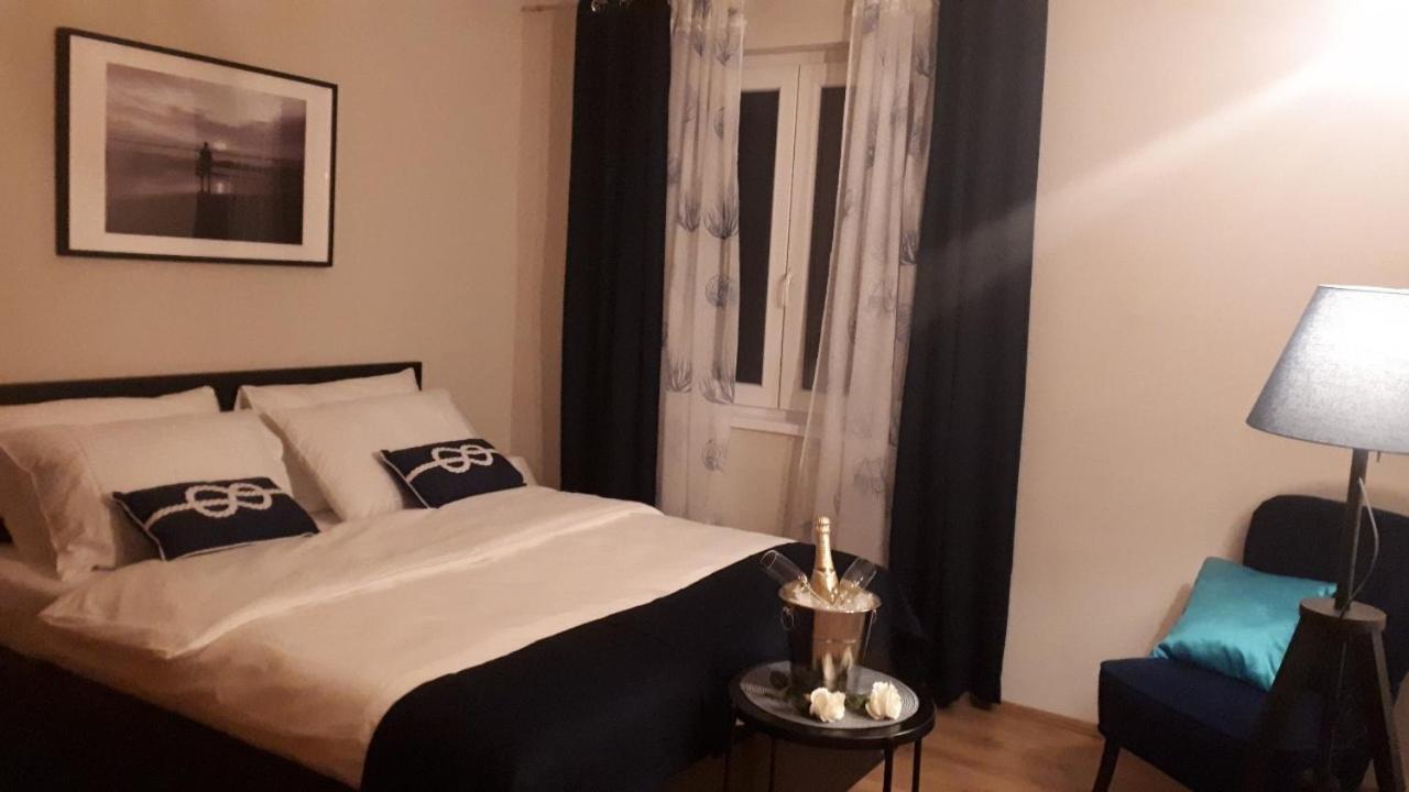 New City Center Design Apartment Πόρετς Εξωτερικό φωτογραφία