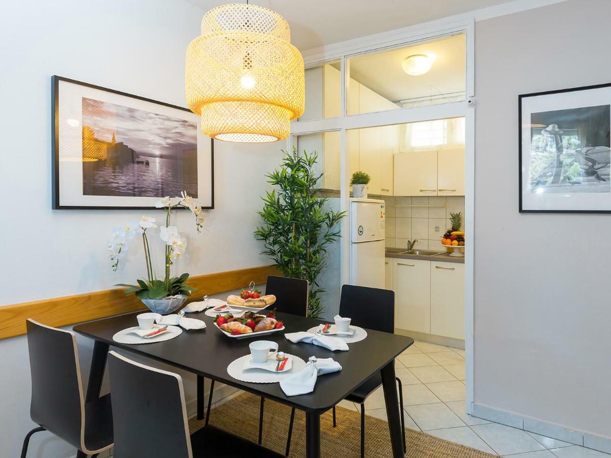 New City Center Design Apartment Πόρετς Εξωτερικό φωτογραφία