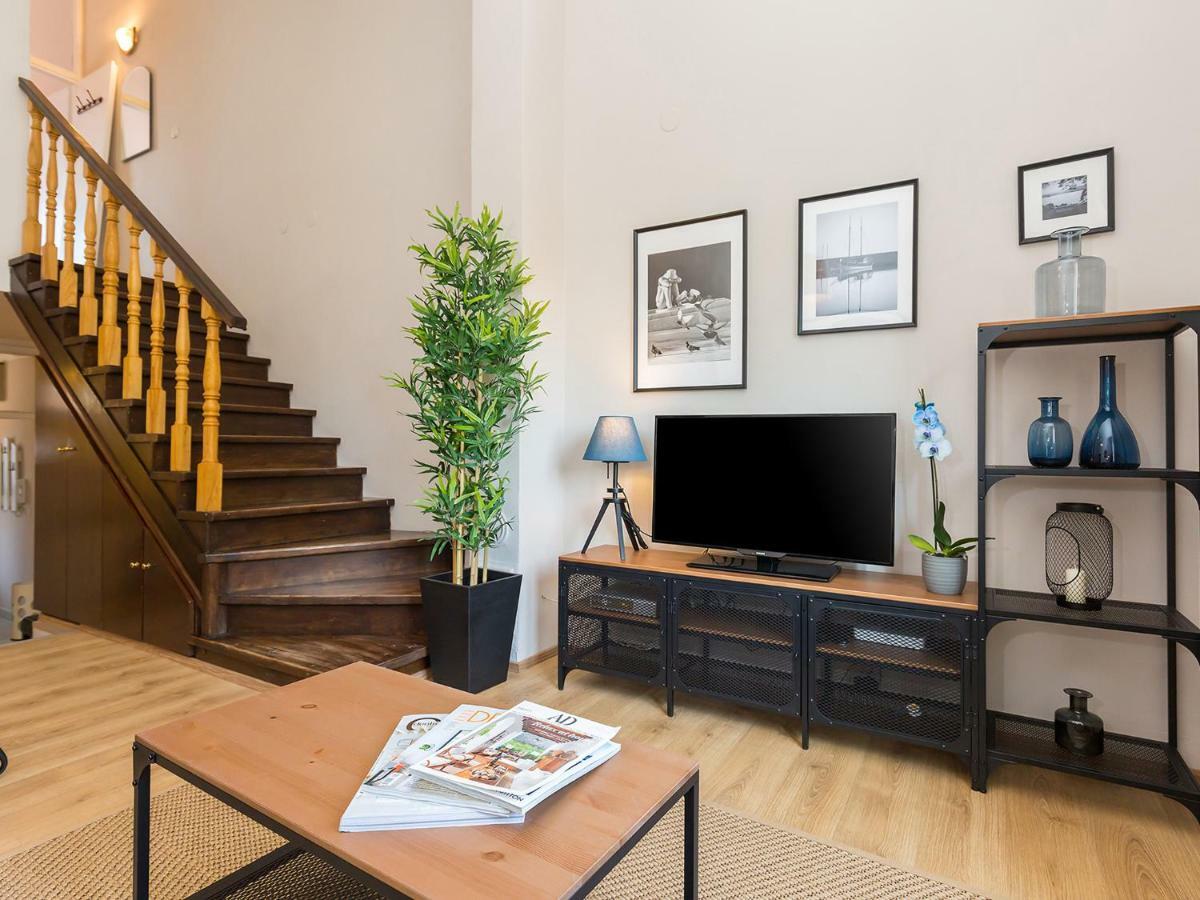 New City Center Design Apartment Πόρετς Εξωτερικό φωτογραφία