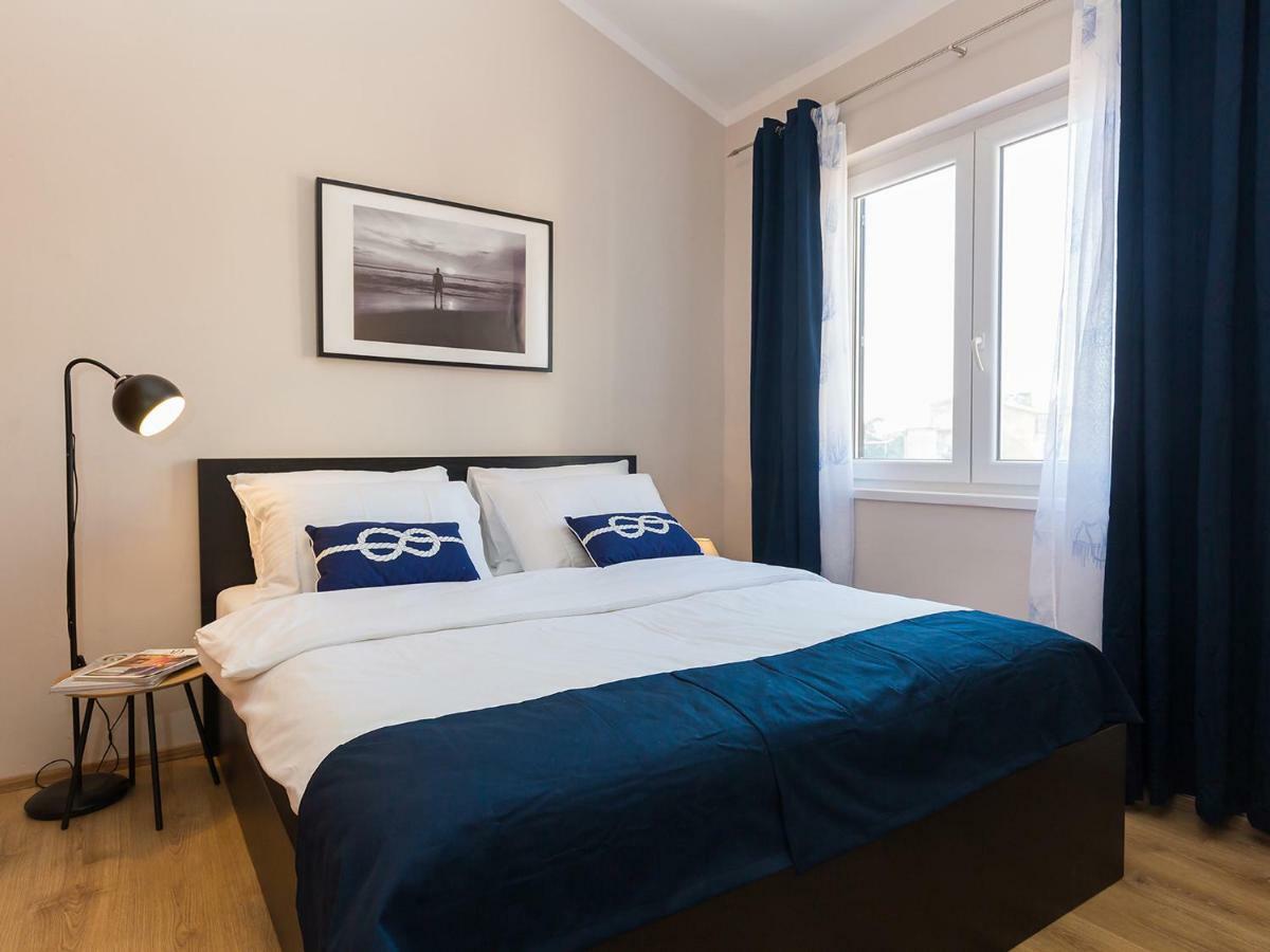 New City Center Design Apartment Πόρετς Εξωτερικό φωτογραφία